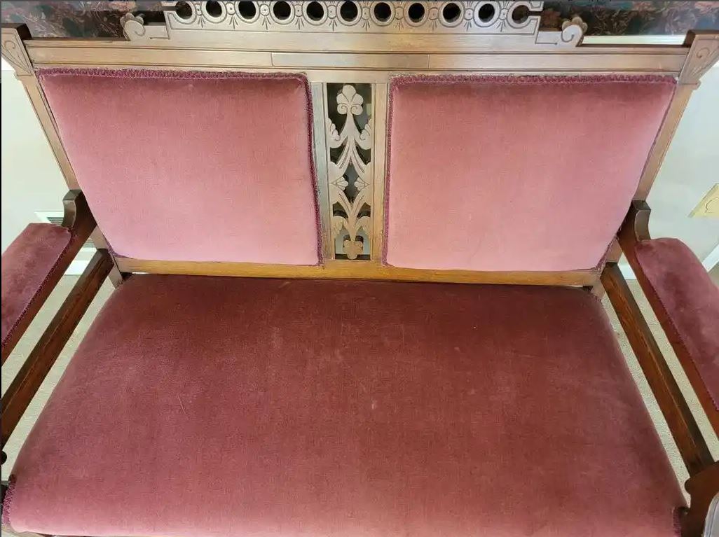19th century Eastlake sofa/settee InstAppraisal